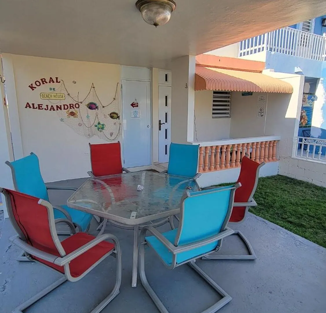 Koral De Alejandro Beach House- 3 Bedrooms House Rincon